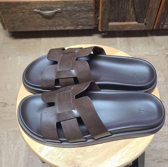 Must Bundle - Picture 2 of 3